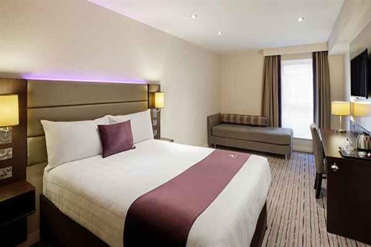 Premier Inn Premier Inn Saffron Walden Bagian luar foto