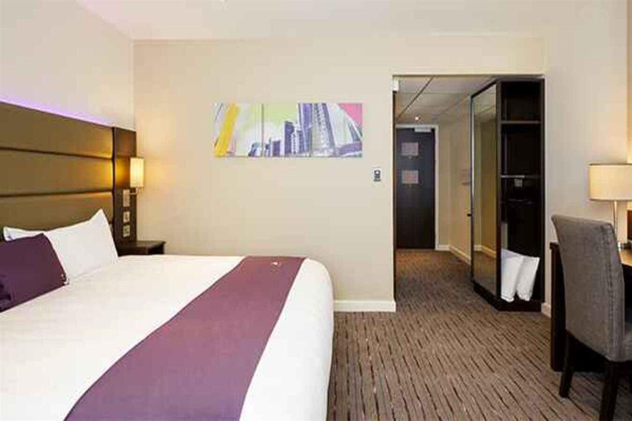 Premier Inn Premier Inn Saffron Walden Bagian luar foto